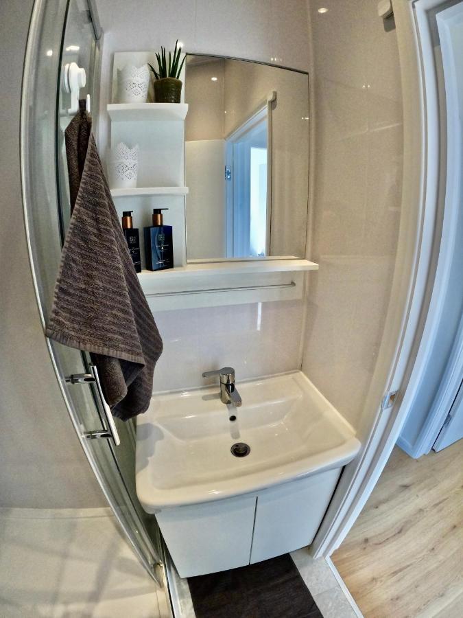 Lovely One Bedroom Flat London Exterior foto