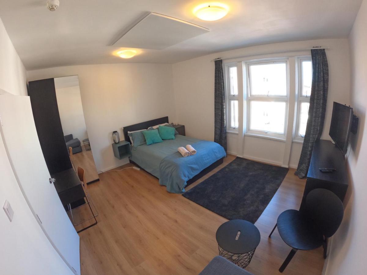 Lovely One Bedroom Flat London Exterior foto